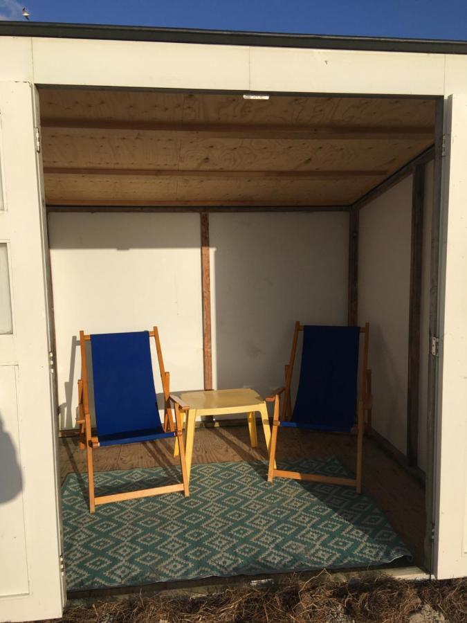 B&B Bureau Warmoesstraat Den Burg Esterno foto